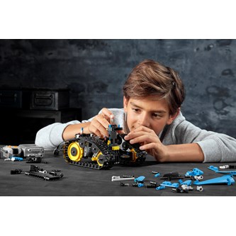 LEGO Teknik Fjernbetjent stunt-racerbil