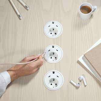 Powerdot med 1 stikkontakt og 2 USB-C