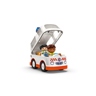 LEGO® DUPLO® Ambulance og fører