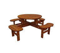 Ljusnan picnicbord rundt JR