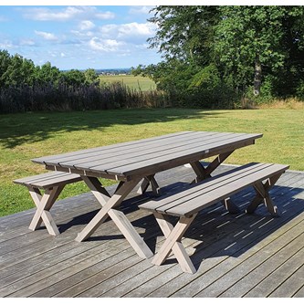 Ljusnan bord-/bænkesæt med krydsben