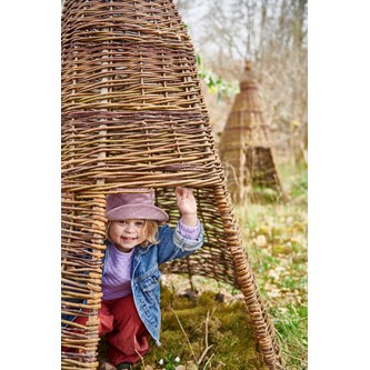 Willow pilehytte mellem