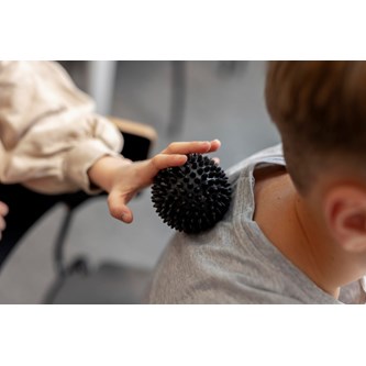 Massagebold med pigge, 8 cm