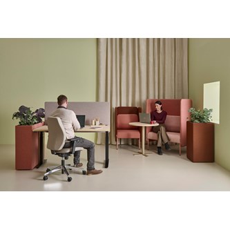 Bjarg FS kontorstol mellem ryg, Era