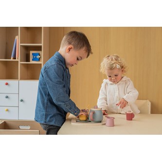 EDUCO tesæt i træ