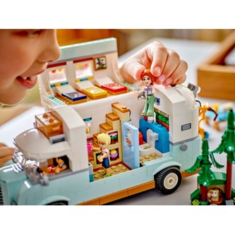 LEGO® Friends Venskabs-autocamper på eventyr