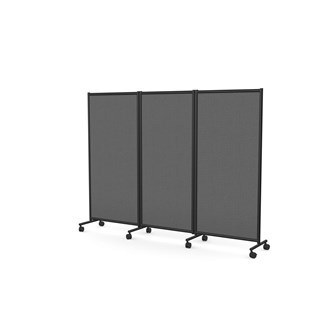 One screen trippel skærmvæg