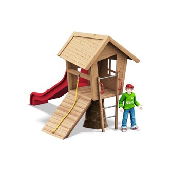 Bysen træhus med rutsjebane