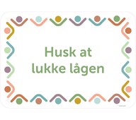 Informationstavle: Husk at lukke lågen