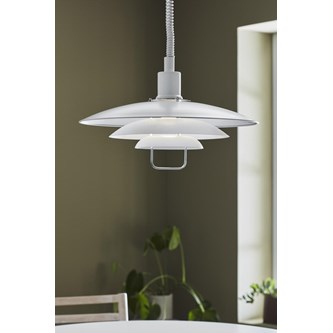 Kirkenes pendellampe