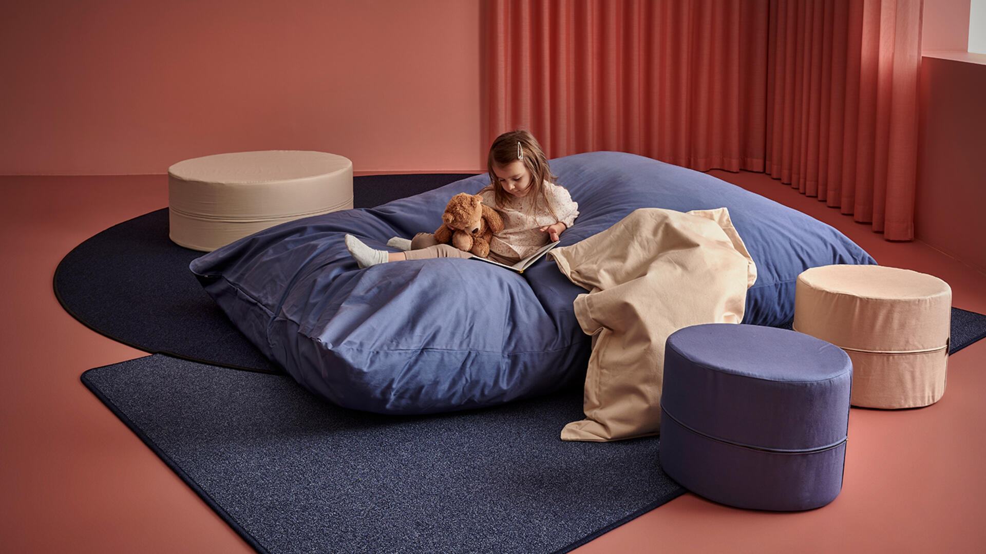 Siddepuder og bløde møbler