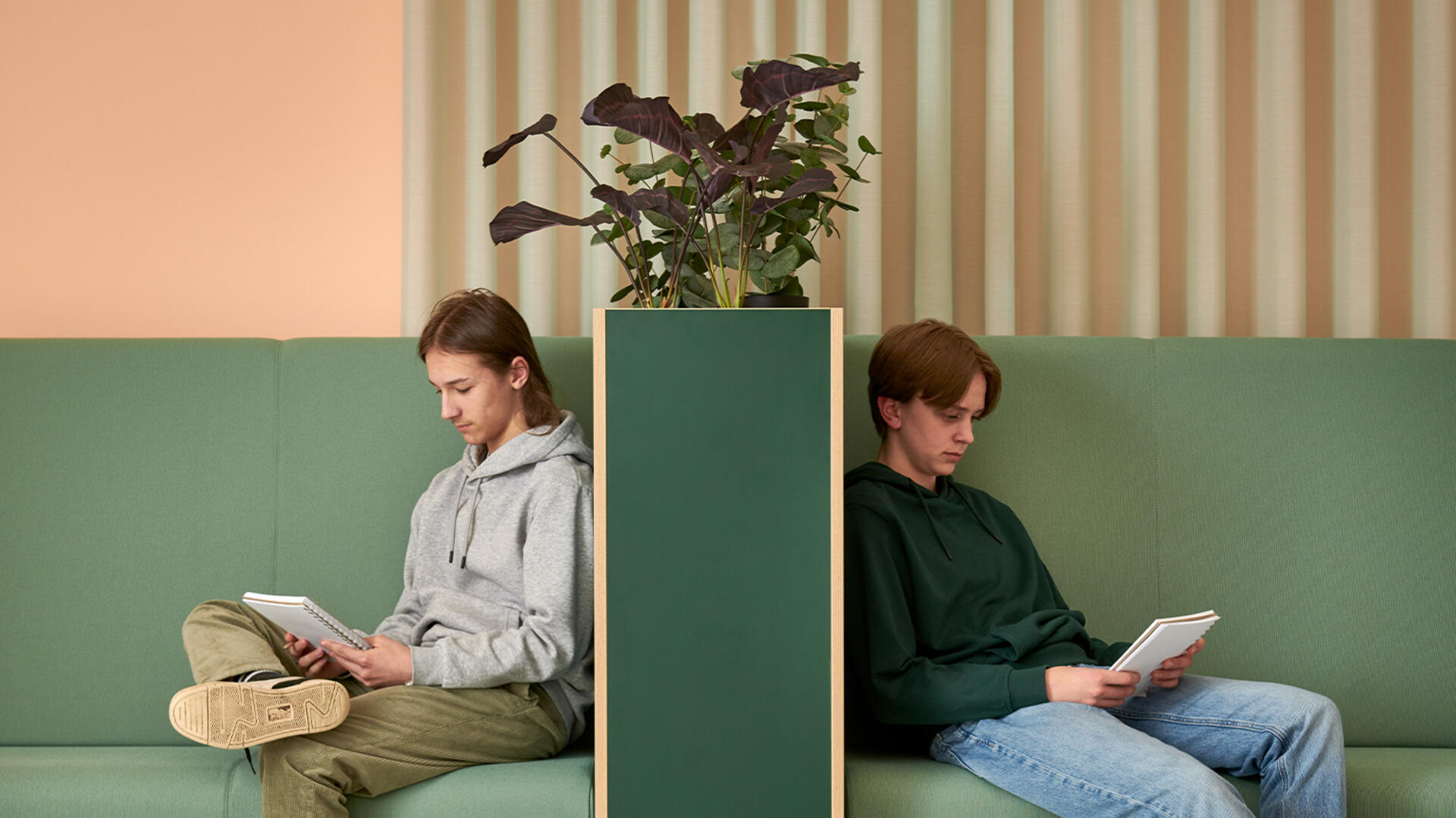 Blomsterkasse/romdeler