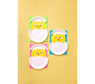 Påskekyllinger af paptallerkner