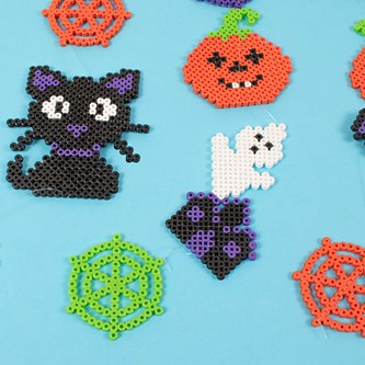 Halloween-guirlander af rørperler
