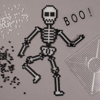 Lav et bevægeligt skelet af perler